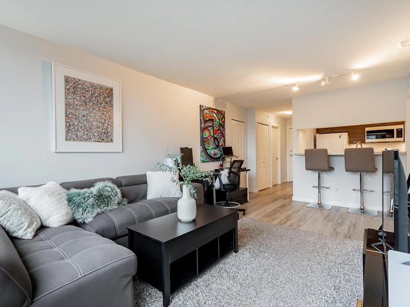 1710 - 5288 Melbourne Street, Vancouver BC V5R 6E6