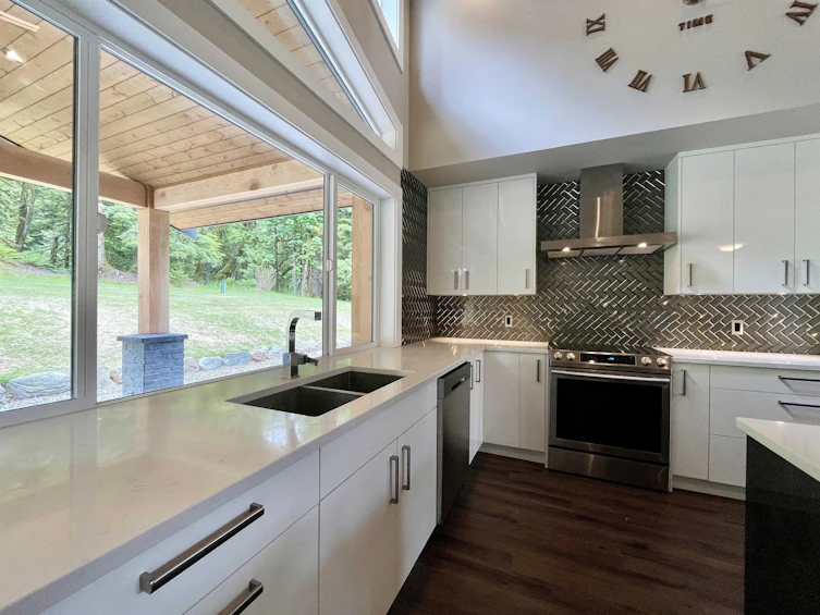 2061 Twin Creeks Road, Gibsons, BC, V0N 1V6 - 10