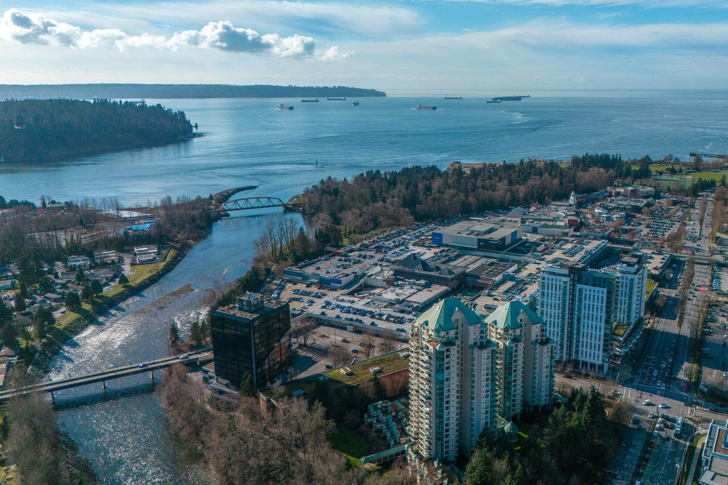15B-338 Taylor Way, West Vancouver, BC, V7T 2Y1