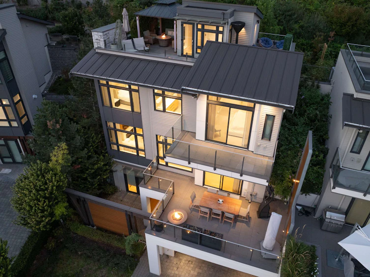 2993 Burfield Place, West Vancouver, BC, V7S 0A9 - 4