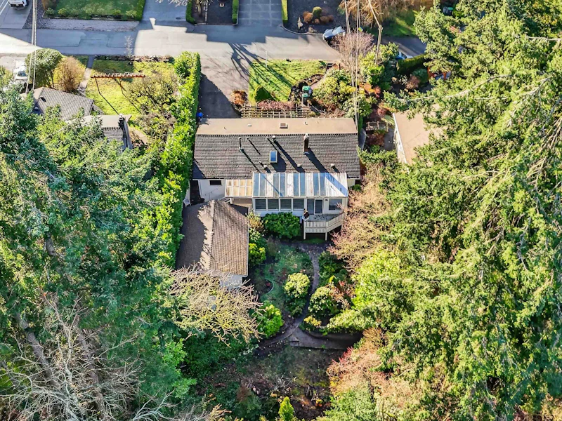 12645 27a Avenue, Surrey BC V4A 2N4