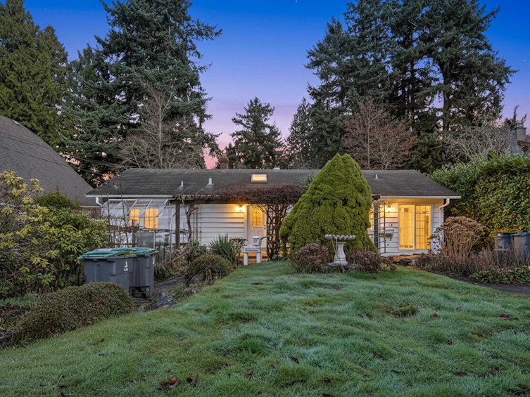 12645 27a Avenue, Surrey, BC, V4A 2N4 - 3