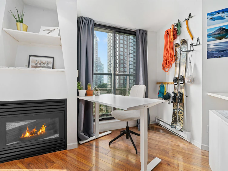 603-501 Pacific Street, Vancouver, BC, V6Z 2X6 - 3
