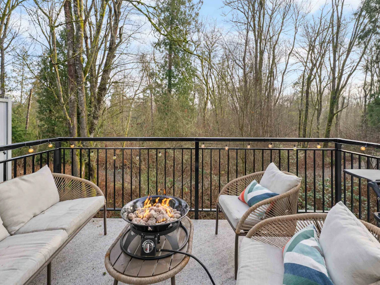 40-9688 162a Street, Surrey, BC, V4N 6V3 - 2