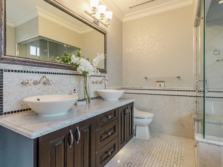 1657 W 58th Avenue, Vancouver, BC, V6P 1W8 - 25