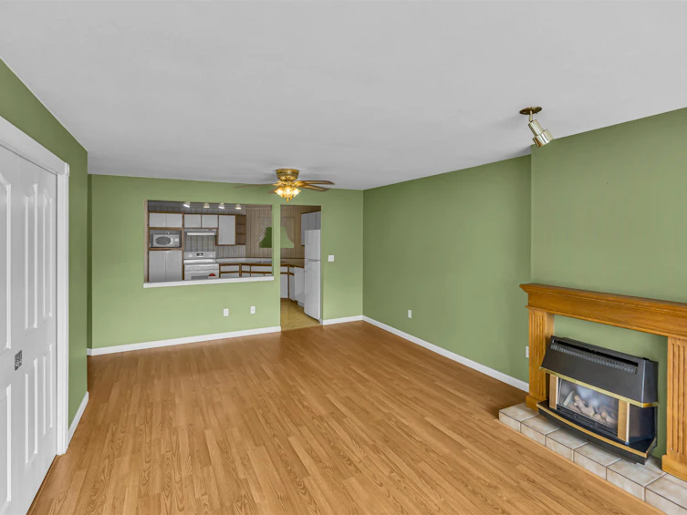204-45660 Knight Road, Chilliwack, BC, V2R 2X4 - 9