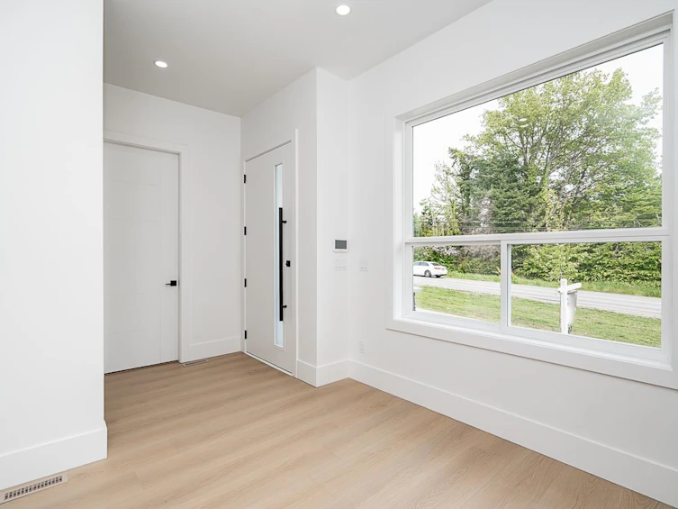 2033 168 Street, Surrey, BC, V3Z 1H1 - 13