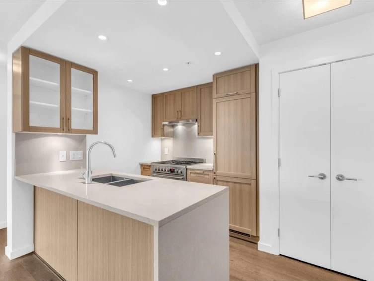 2502-5665 Boundary Road, Vancouver, BC, V5R 0E4 - 10