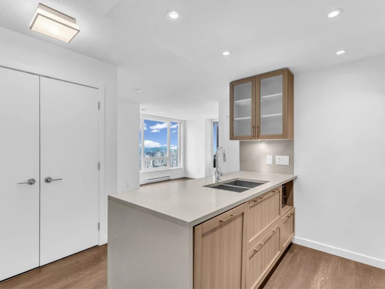 2502-5665 Boundary Road, Vancouver, BC, V5R 0E4 - 11