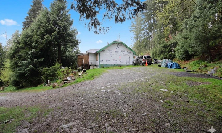 2391 Lougheed Highway