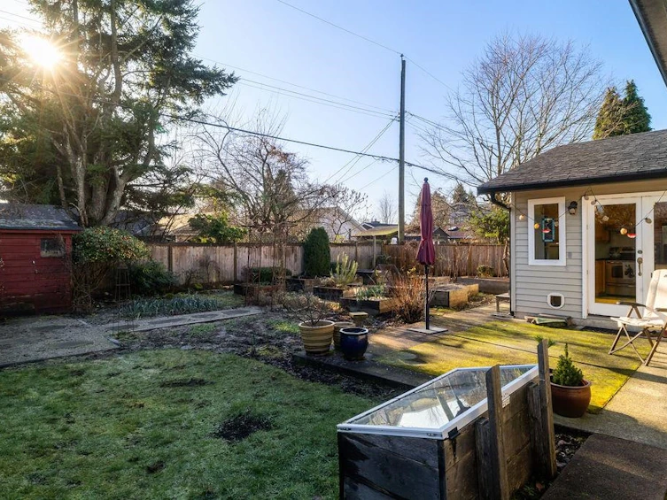 1315 W 15th Street, North Vancouver, BC, V7P 1N1 - 27