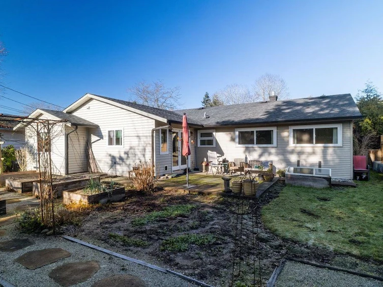 1315 W 15th Street, North Vancouver, BC, V7P 1N1 - 22