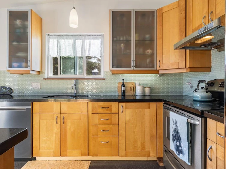 1315 W 15th Street, North Vancouver, BC, V7P 1N1 - 11