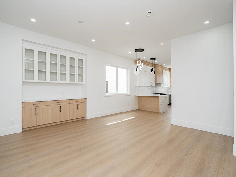 2037 168 Street, Surrey, BC, V3Z 1H1 - 6