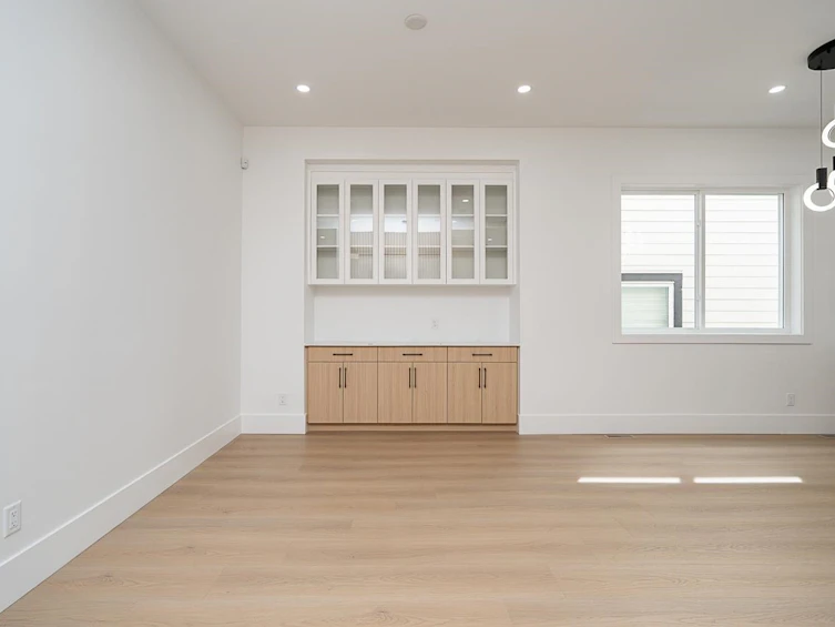 2037 168 Street, Surrey, BC, V3Z 1H1 - 7