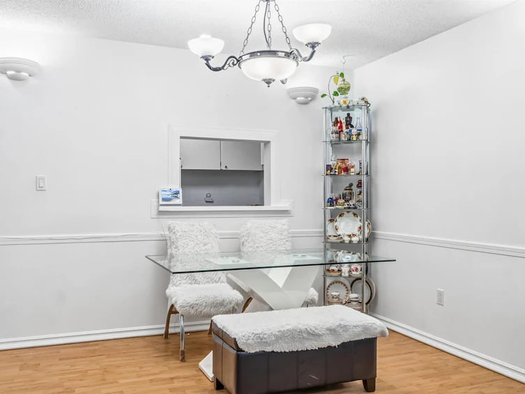 106-10221 133a Street, Surrey, BC, V3T 5J8 - 8