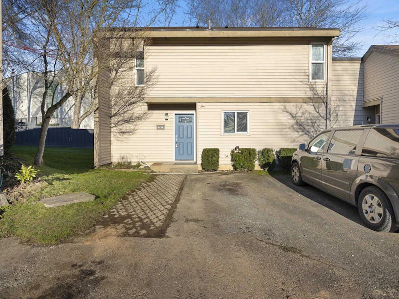 6174 W Greenside Drive, Surrey BC V3S 5M8