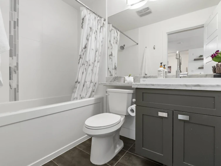 305-20062 Fraser Highway, Langley, BC, V3A 0E6 - 24