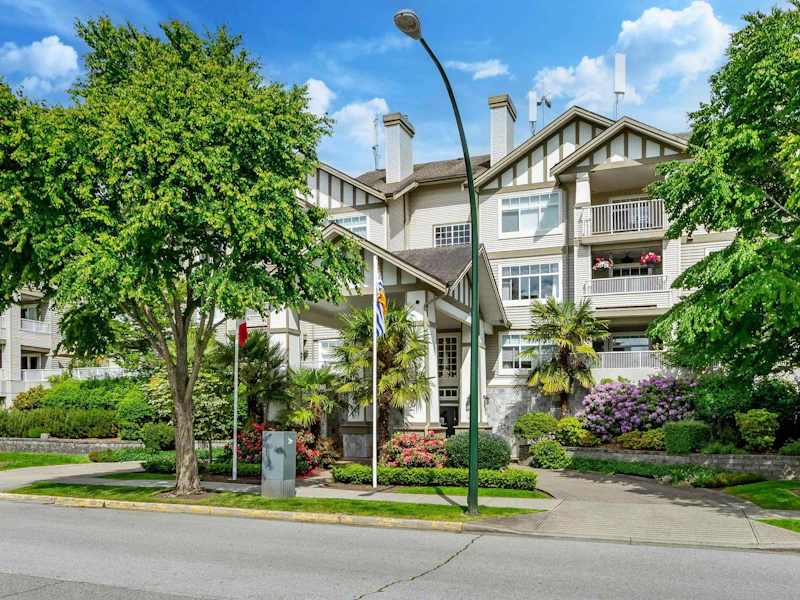 215 - 4770 52a Street, Delta BC V4K 5B5