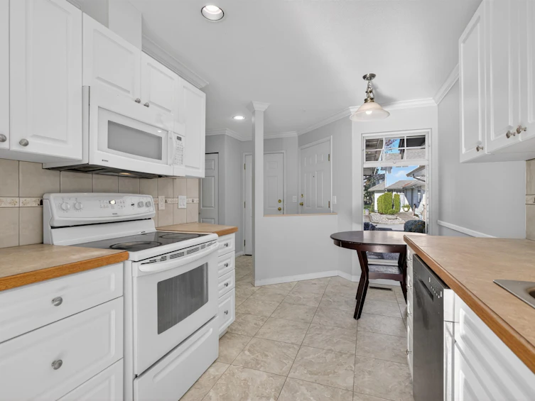 22-19051 119th Avenue, Pitt Meadows, BC, V3Y 2M8 - 9