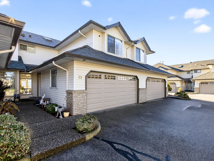 22-19051 119th Avenue, Pitt Meadows, BC, V3Y 2M8 - 2