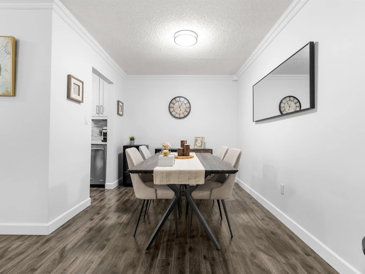 207-8840 No 1 Road, Richmond, BC, V7C 4C1 - 8