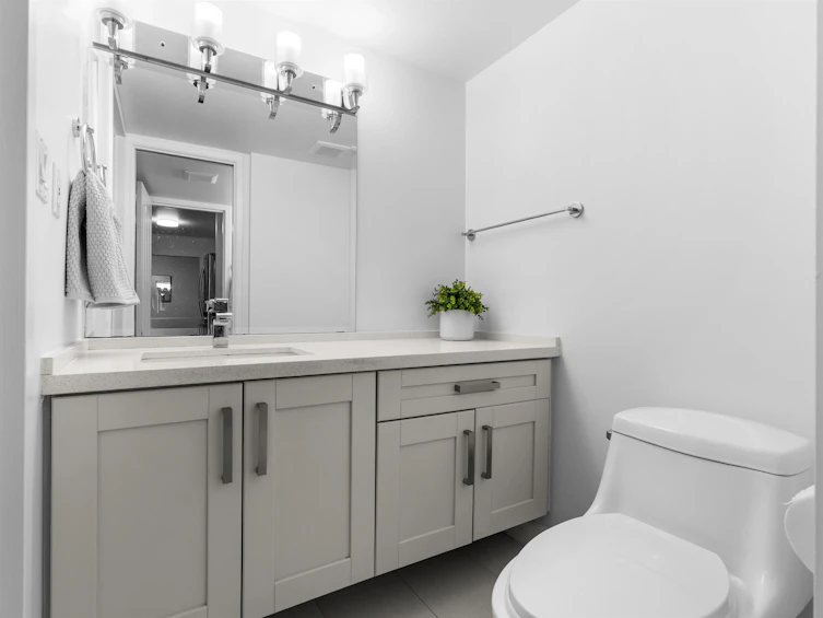 207-8840 No 1 Road, Richmond, BC, V7C 4C1 - 21