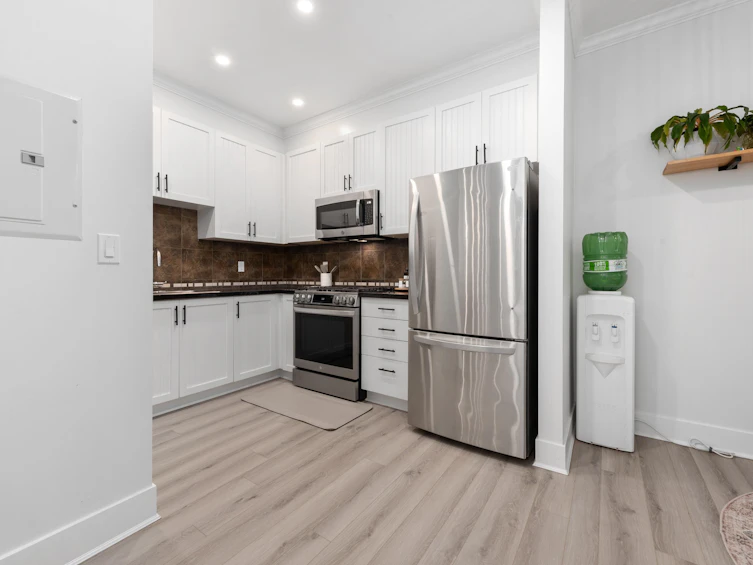 24-6300 London Road, Richmond, BC, V7E 6V6 - 11