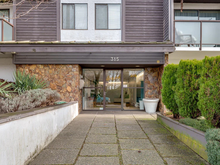 307-315 Tenth Street, New Westminster, BC, V3M 3Y2 - 22