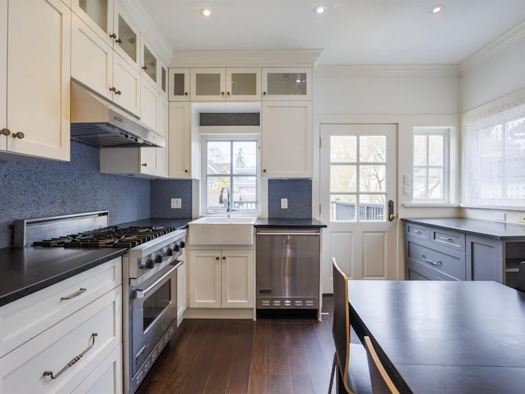3749 W King Edward Avenue, Vancouver, BC, V6S 1M8 - 10
