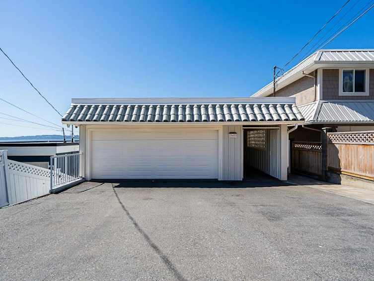 15452 Victoria Avenue, Surrey, BC, V4B 1H3 - 3