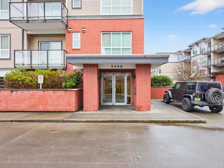 310-6468 195a Street, Surrey, BC, V4N 6R6 - 4