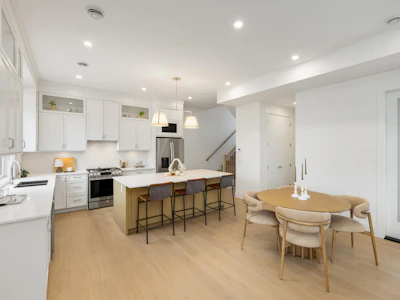 101-1810 165a Street - 5
