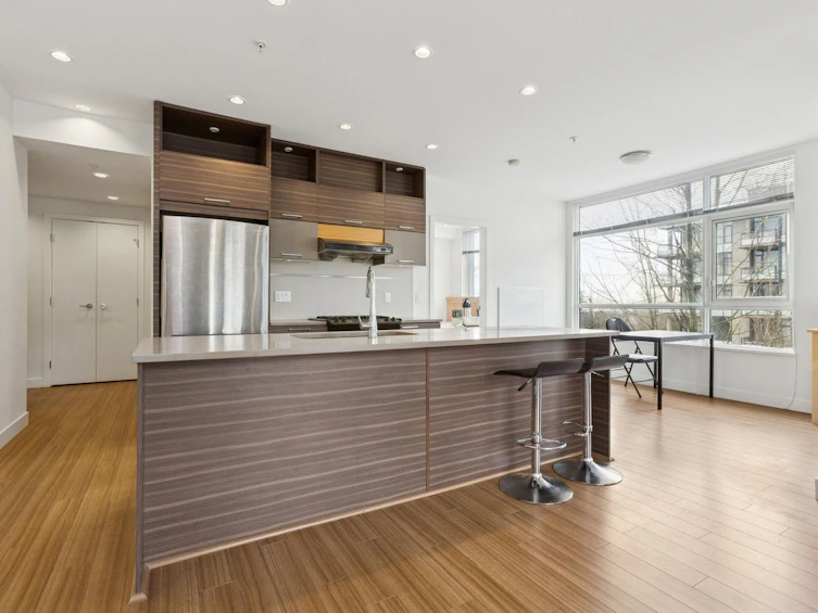 305-9150 University High Street, Burnaby, BC, V5A 0C5 - 7