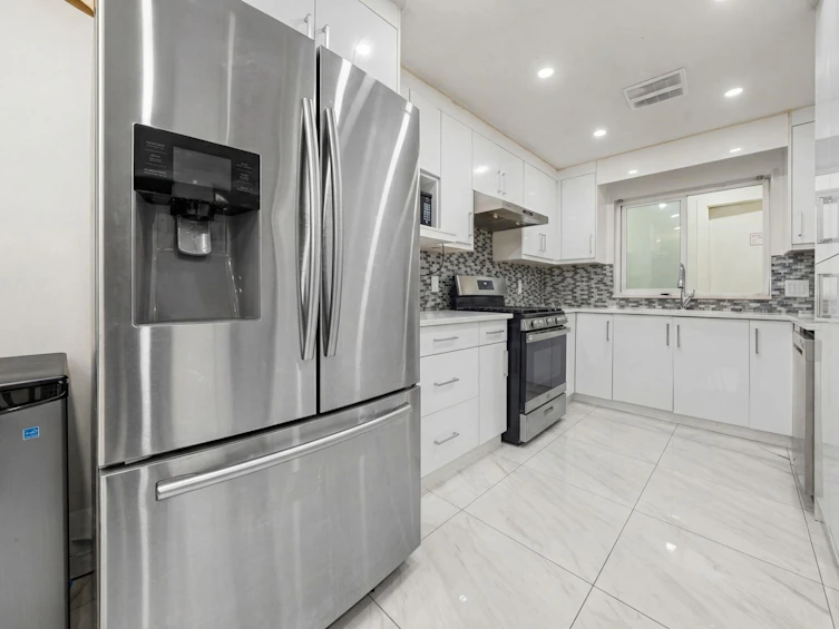 12541 77a Avenue, Surrey, BC, V3W 8P2 - 16