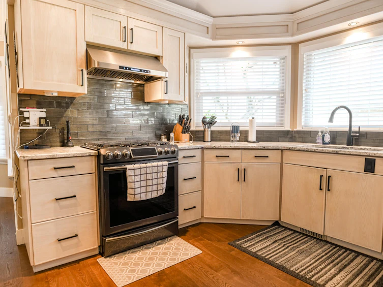 101-15121 19 Avenue, Surrey, BC, V4A 8J3 - 15