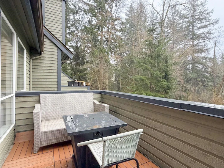 8122 Forest Grove Drive, Burnaby, BC, V5A 4G9 - 11
