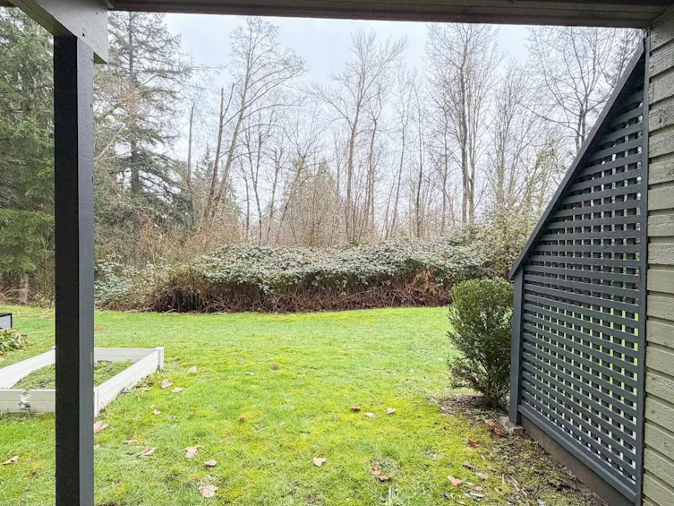 8122 Forest Grove Drive, Burnaby, BC, V5A 4G9 - 25