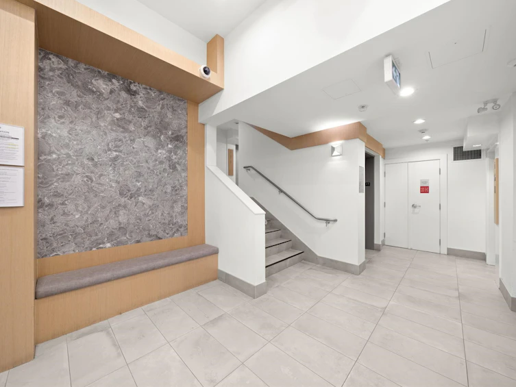 203-7928 Yukon Street, Vancouver, BC, V5X 2Y7 - 2