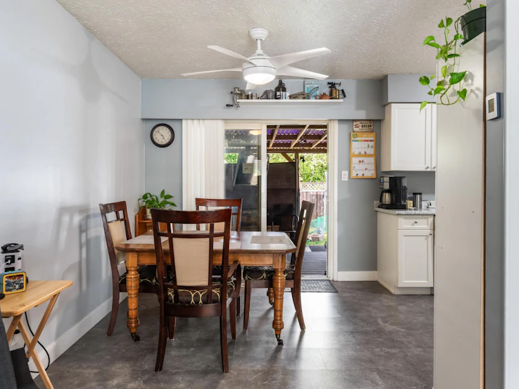 5098 208 Street, Langley, BC, V3A 2J5 - 18