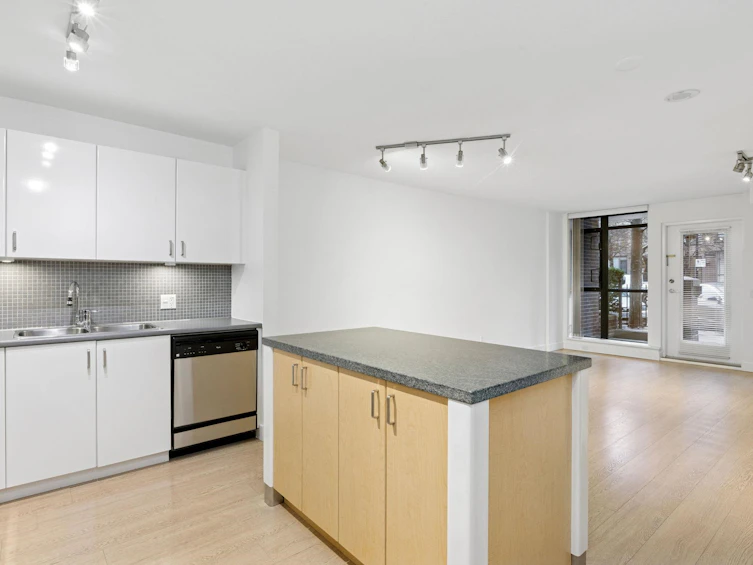 104-175 W 1st Street, North Vancouver, BC, V7M 3N9 - 12