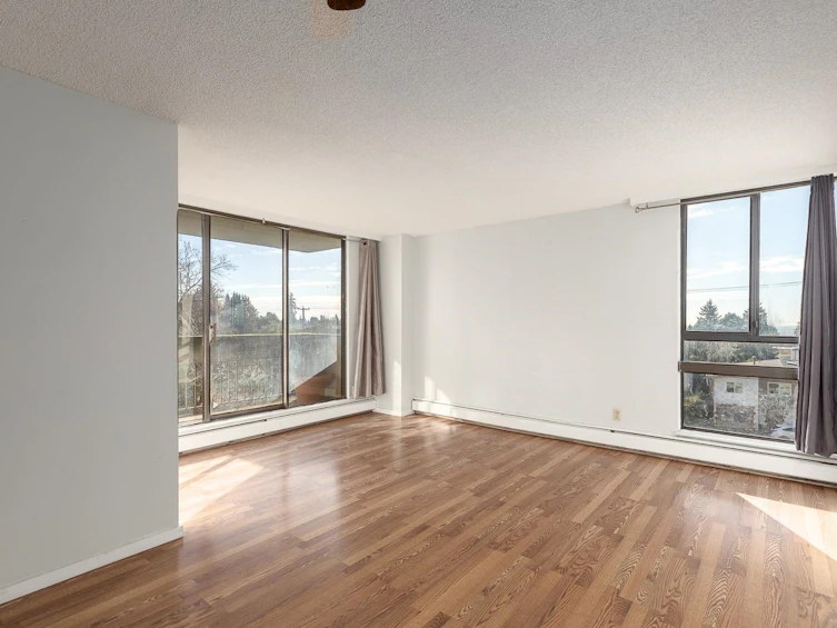 403-4105 Imperial Street, Burnaby, BC, V5J 1A6 - 2
