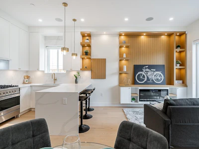 1-5304 Elgin Street - 3
