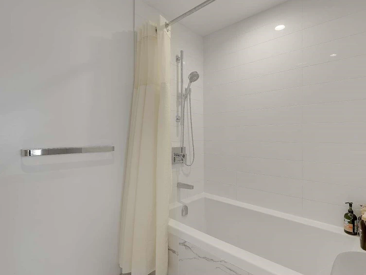 1003-3331 No. 3 Road, Richmond, BC, V6X 2B6 - 21