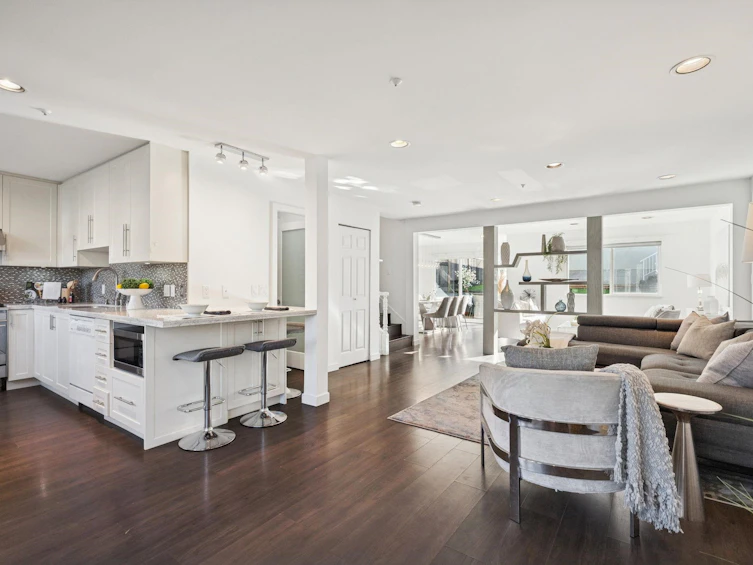 2748 E 23rd Avenue, Vancouver, BC, V5R 1A8 - 6