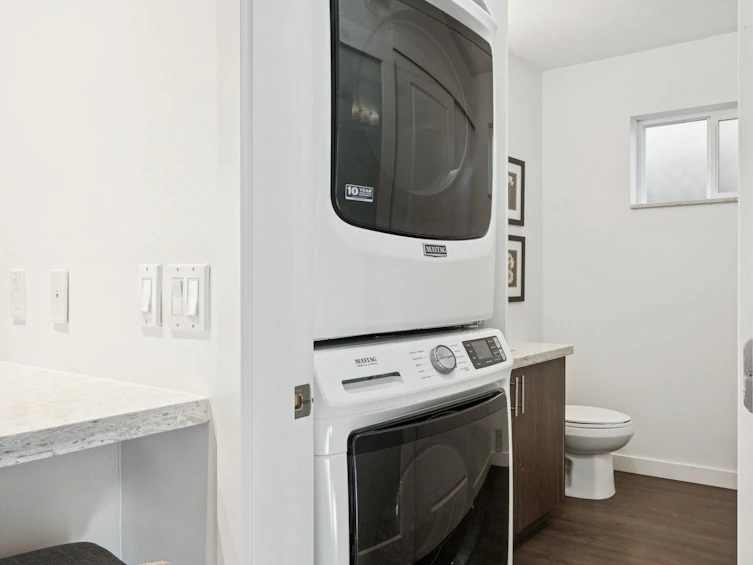 2748 E 23rd Avenue, Vancouver, BC, V5R 1A8 - 25