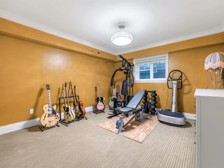 6261 Adera Street, Vancouver, BC, V6M 3J5 - 24