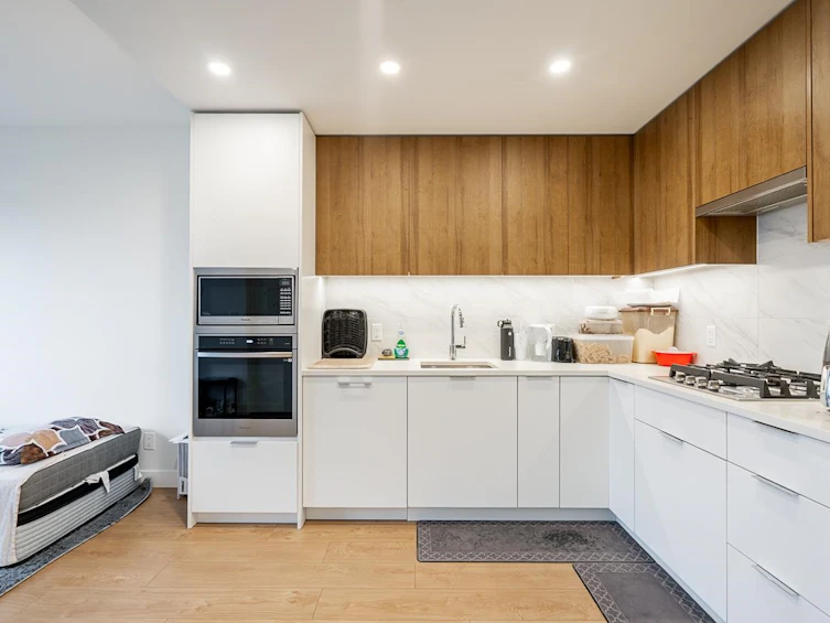 2305-13359 Old Yale Road, Surrey, BC, V3T 0S4 - 8