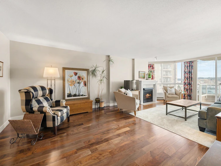 1105-1235 Quayside Drive, New Westminster, BC, V3M 6J5 - 2