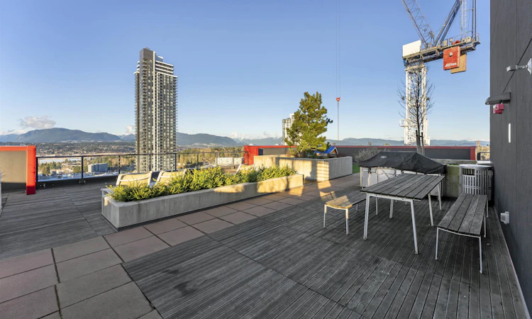1409-10626 City Parkway